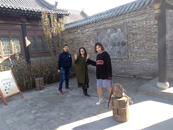 2017青龙古镇跳皮筋jpg.jpg